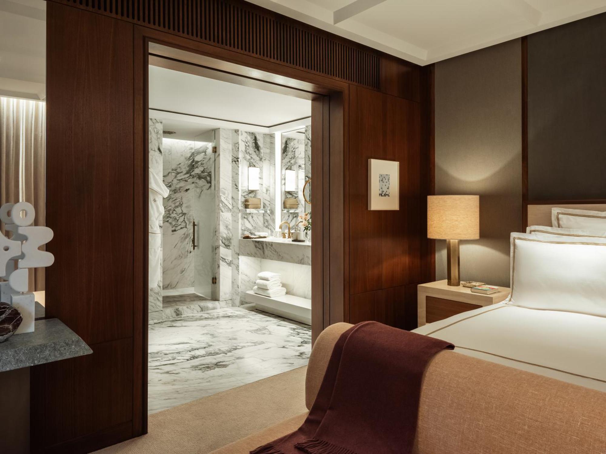 The Chancery Rosewood London Room photo
